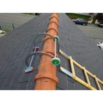 Crochet pour échelle plate de toit avec roulette